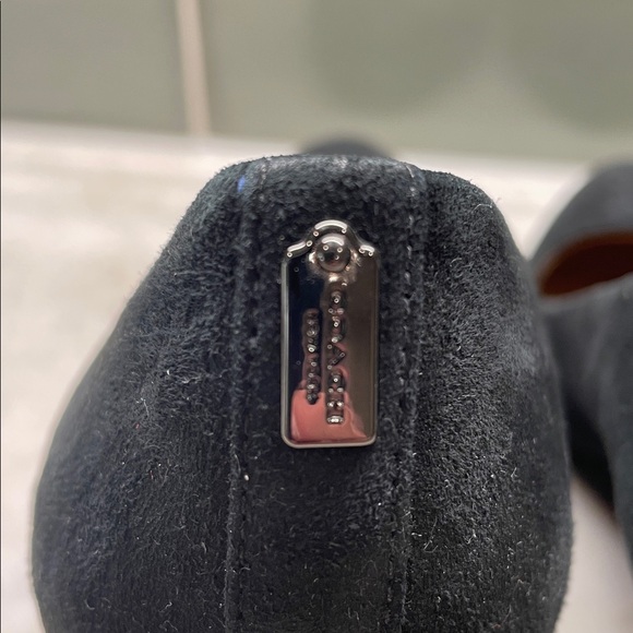 Coach Black Suede Wedge Pumps. Size 7. - Picture 5 of 8